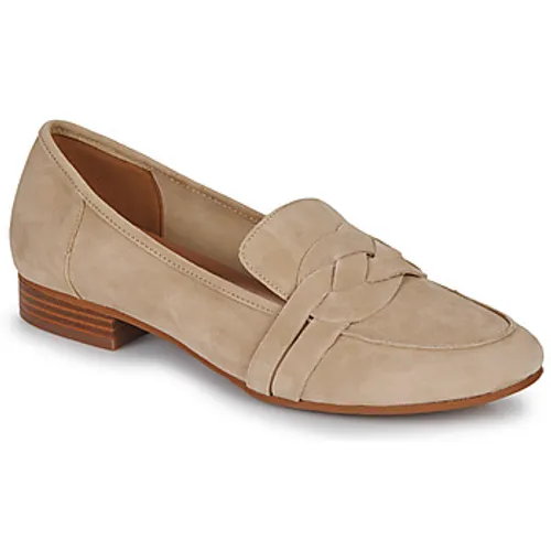 Karston  JOANNA  women's Loafers / Casual Shoes in Beige