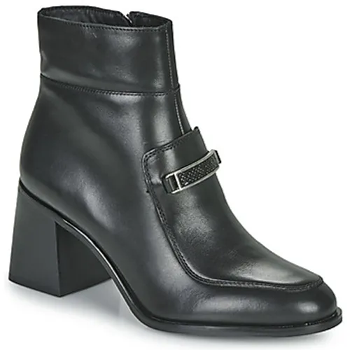 Karston  VIENA  women's Low Ankle Boots in Black