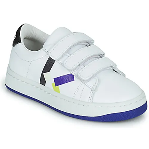 Kenzo  K29079  boys's Children's Shoes (Trainers) in White