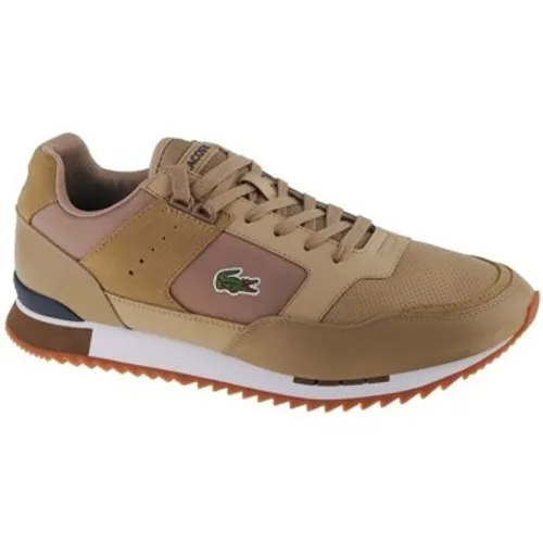 Lacoste  Partner Piste  men's Shoes (Trainers) in Brown