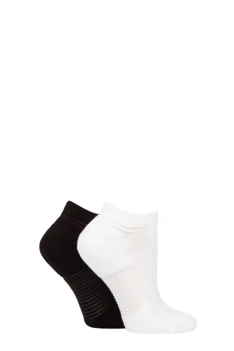 Ladies 2 Pair Elle Bamboo Cushioned Heel & Toe No Show Sports Socks Black & White 4-8 Ladies