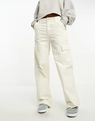 Levi's '94 baggy cargo in cream with pockets-White