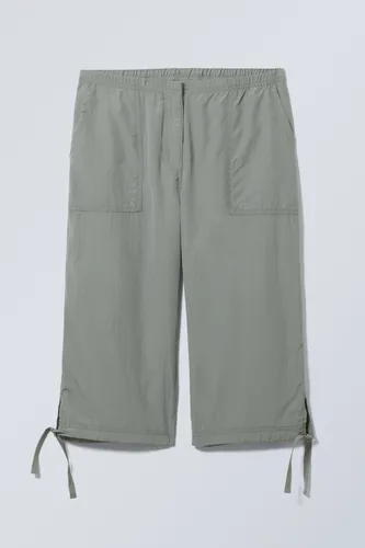 Lightweight Nylon Capri Trousers - Grey