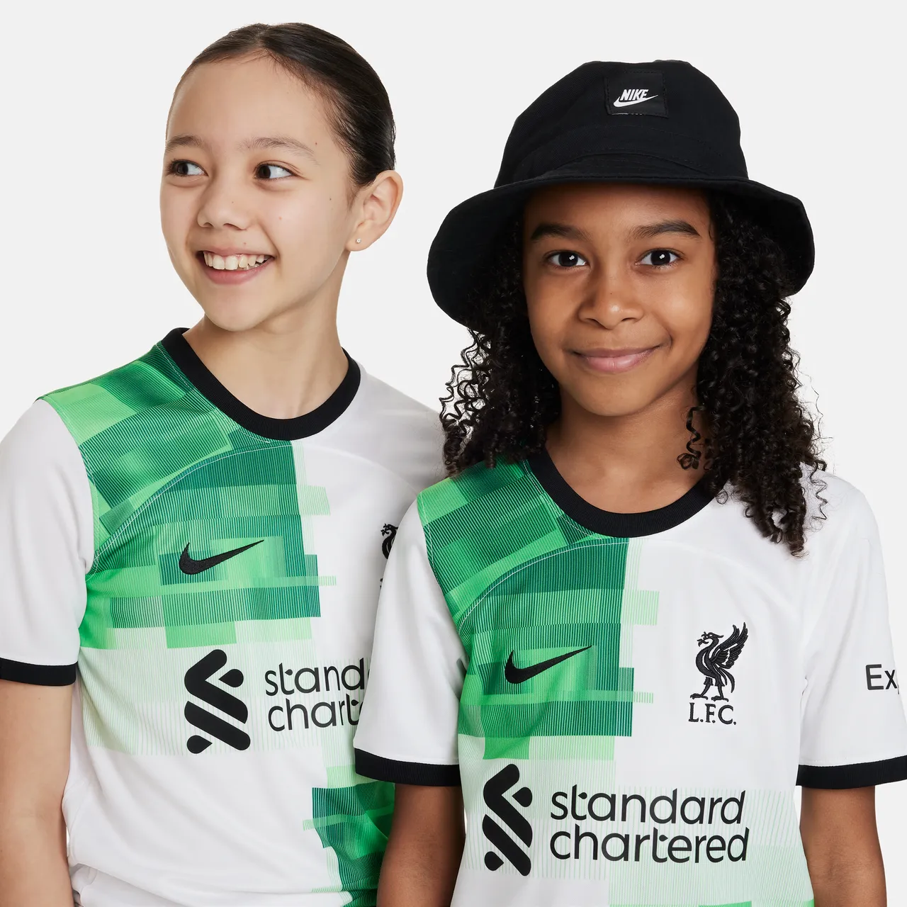Liverpool F.C. 2023/24 Stadium Away Older Kids' Nike Dri-FIT Football Shirt - White - Polyester