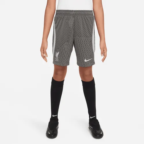 Liverpool F.C. Strike Older Kids' Nike Dri-FIT Football Shorts - Grey - Polyester