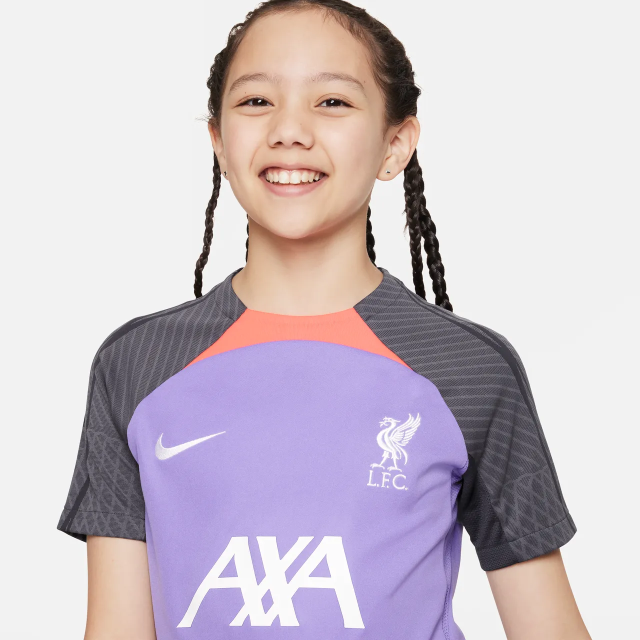Liverpool F.C. Strike Third Older Kids' Nike Dri-FIT Football Short-Sleeve Top - Purple - Polyester