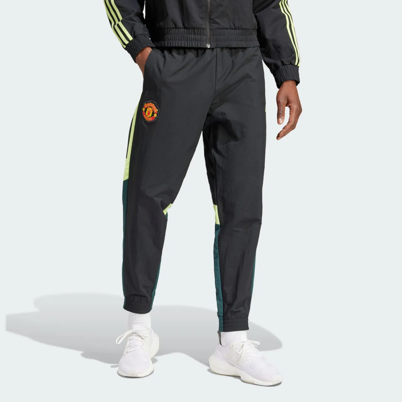 Manchester United Woven Track Tracksuit Bottoms