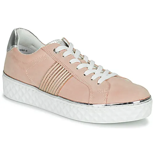 Marco Tozzi  AELLA  women's Shoes (Trainers) in Pink