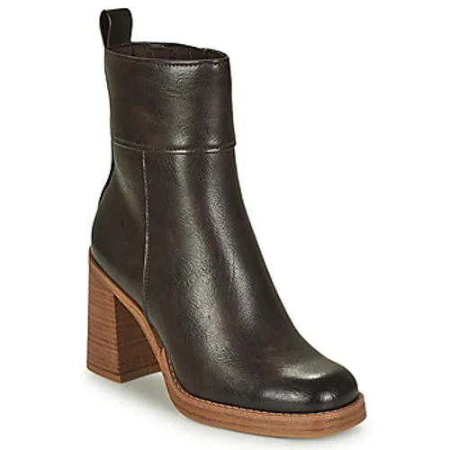 Marco Tozzi  DEUX  women's Low Ankle Boots in Brown