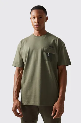 Mens Green Active Oversized Mesh Pocket Trek T-shirt, Green