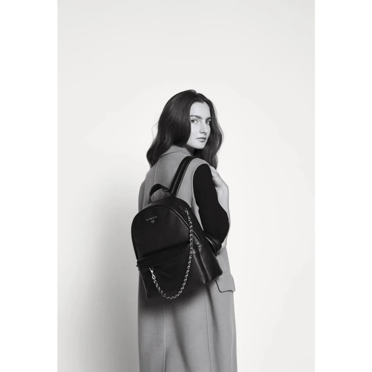 Michael Kors , Black Hammered Leather Backpack ,Black female, Sizes: ONE SIZE