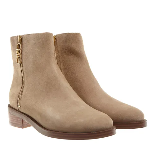 Michael Kors Boots & Ankle Boots - Regan Flat Bootie - beige - Boots & Ankle Boots for ladies