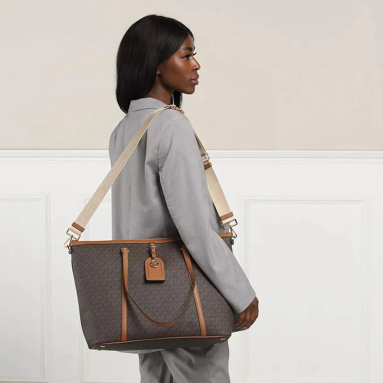 Michael Kors Tote Bags - Lg Travel Sleeve Tote - brown - Tote Bags for ladies