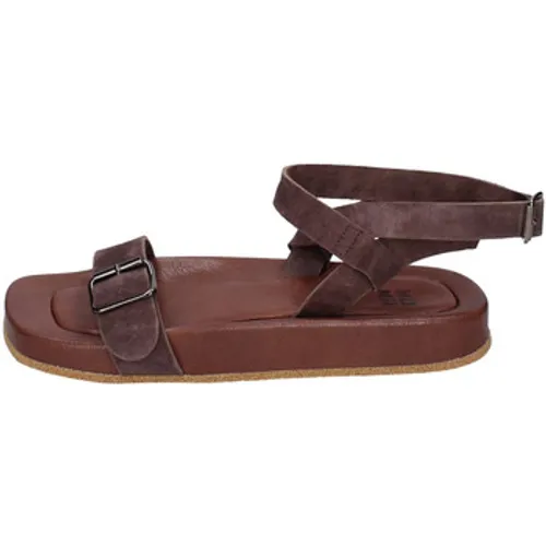 Moma  EY466 1GS472-OW  women's Sandals in Brown