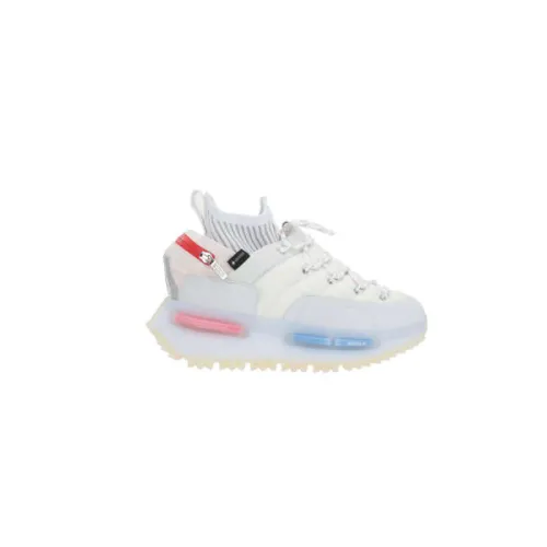 Moncler , White Low-Top Sneakers with Gore-Tex and Textured Rubber ,White female, Sizes: