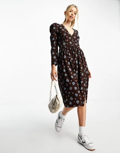 Monki long sleeve midi with button front detailing in brown floral