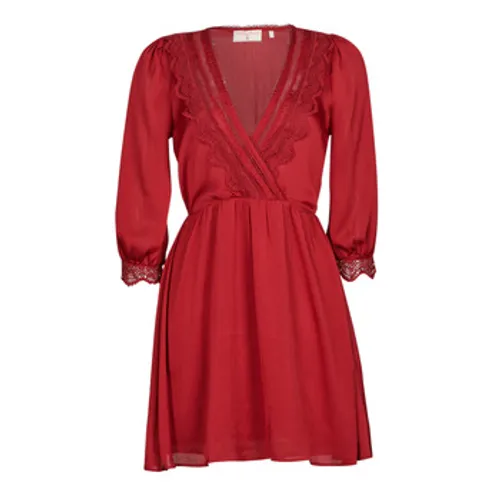 Moony Mood  PABIDOSE  women's Dress in Red