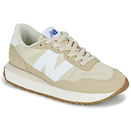 New Balance  237  men's Shoes (Trainers) in Beige