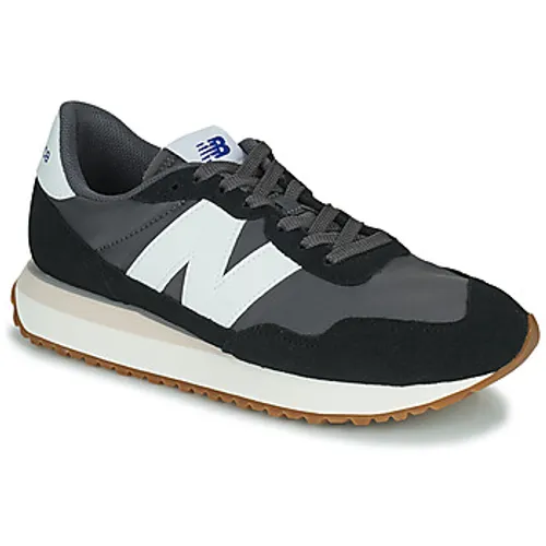 New Balance  237  men's Shoes (Trainers) in Black