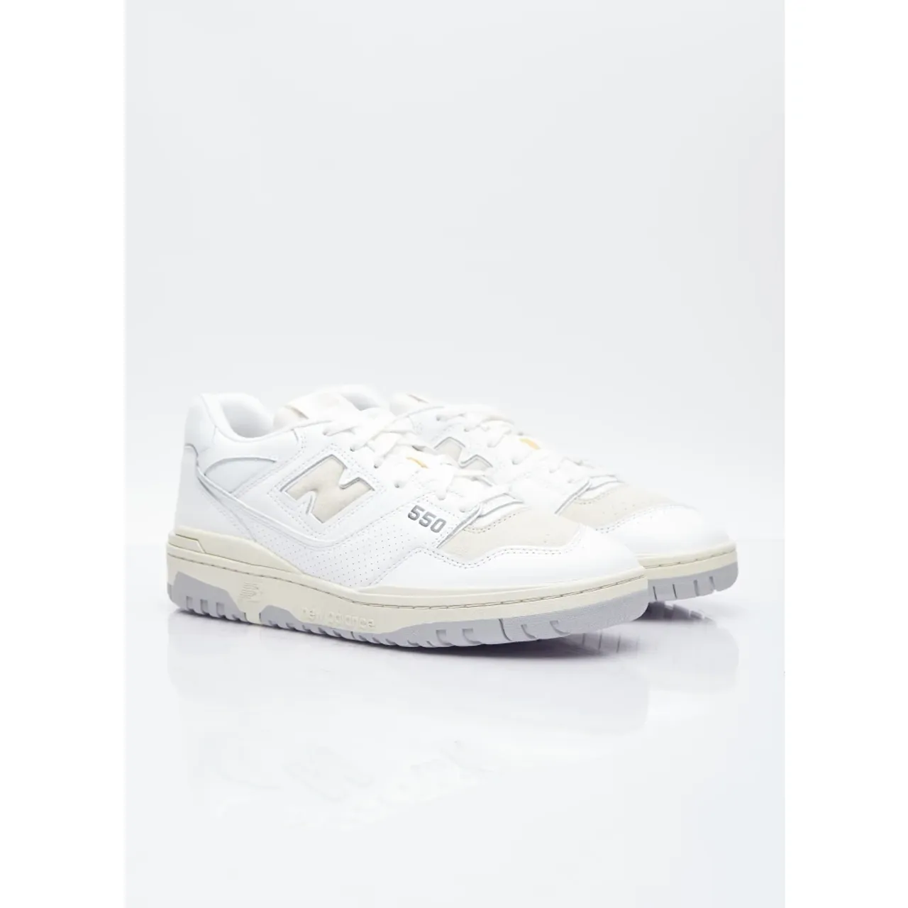 New Balance , 550 Low Top Leather Sneakers ,White male, Sizes: