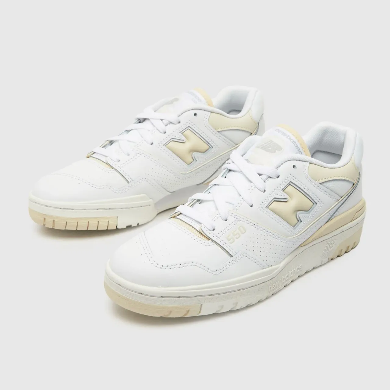New Balance 550 Trainers In White & Beige