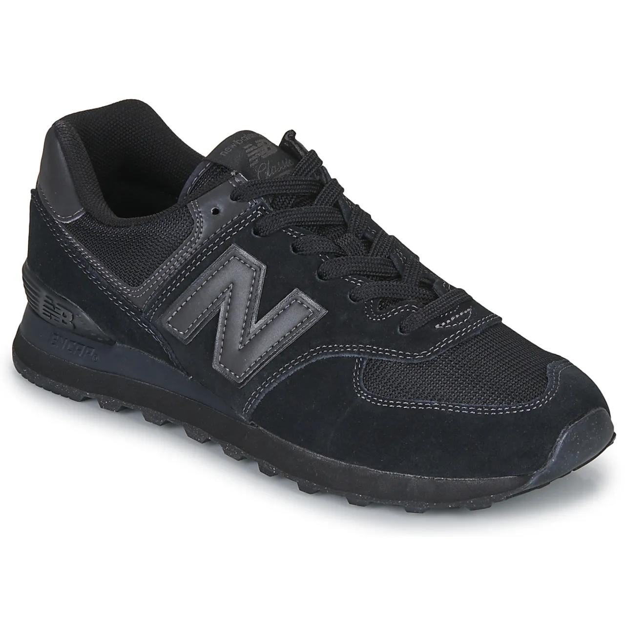 New Balance  574  men's Shoes (Trainers) in Black