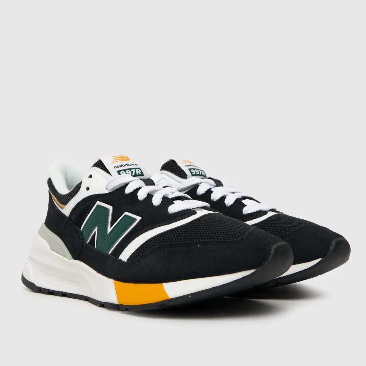 New Balance 997 Trainers in Black & Green