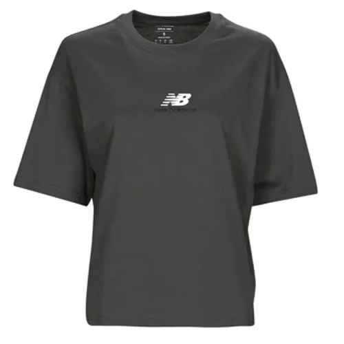 New Balance  Athletics 1/4 Zip  women's T shirt in Black