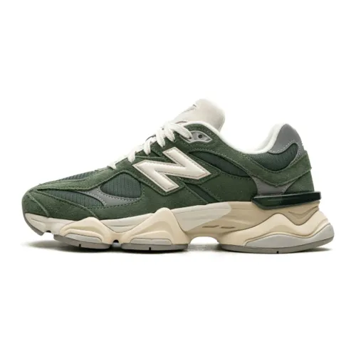 New Balance , Green Suede Sneakers with Style and Comfort ,Green male, Sizes: