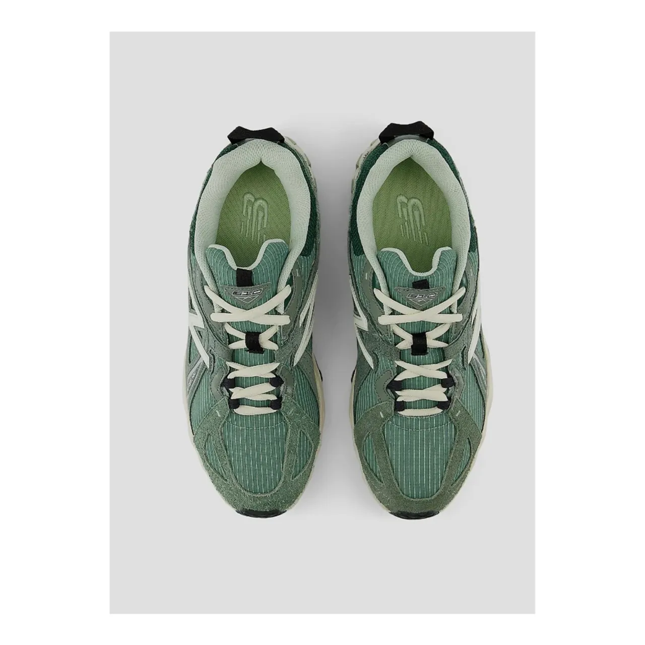 New Balance , Lunar New Year 610T Sneakers ,Green male, Sizes: