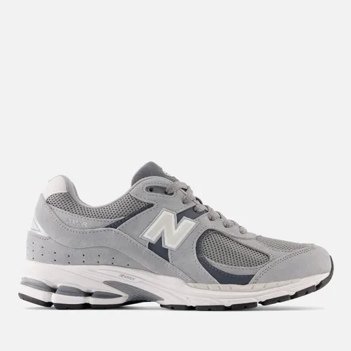New Balance Men's 2002 Classic Mesh and Suede Trainers - UK