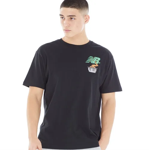New Balance Mens Essentials Roots Graphic T-Shirt Black
