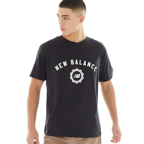 New Balance Mens Seasonal Graphic T-Shirt Black