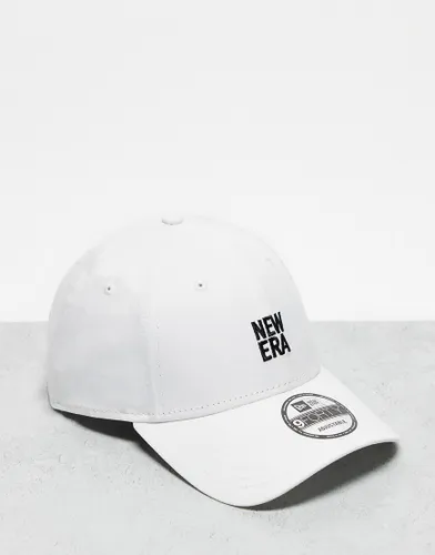 New Era branded 9forty cap in white