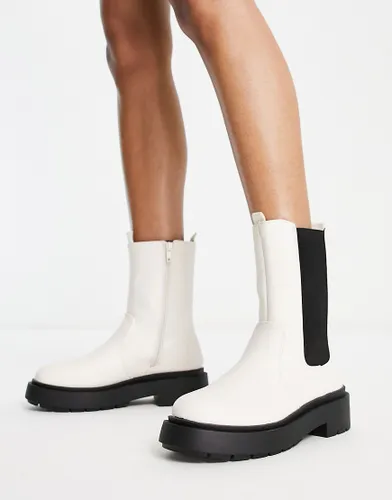 New Look high ankle pull on chelsea boot in off white