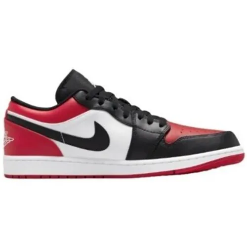 Nike  1 Low Bred Toe  men's Shoes (Trainers) in multicolour