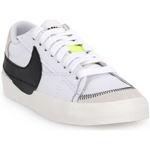 Nike  101 Blazer Low Jumbo  men's Shoes (Trainers) in White