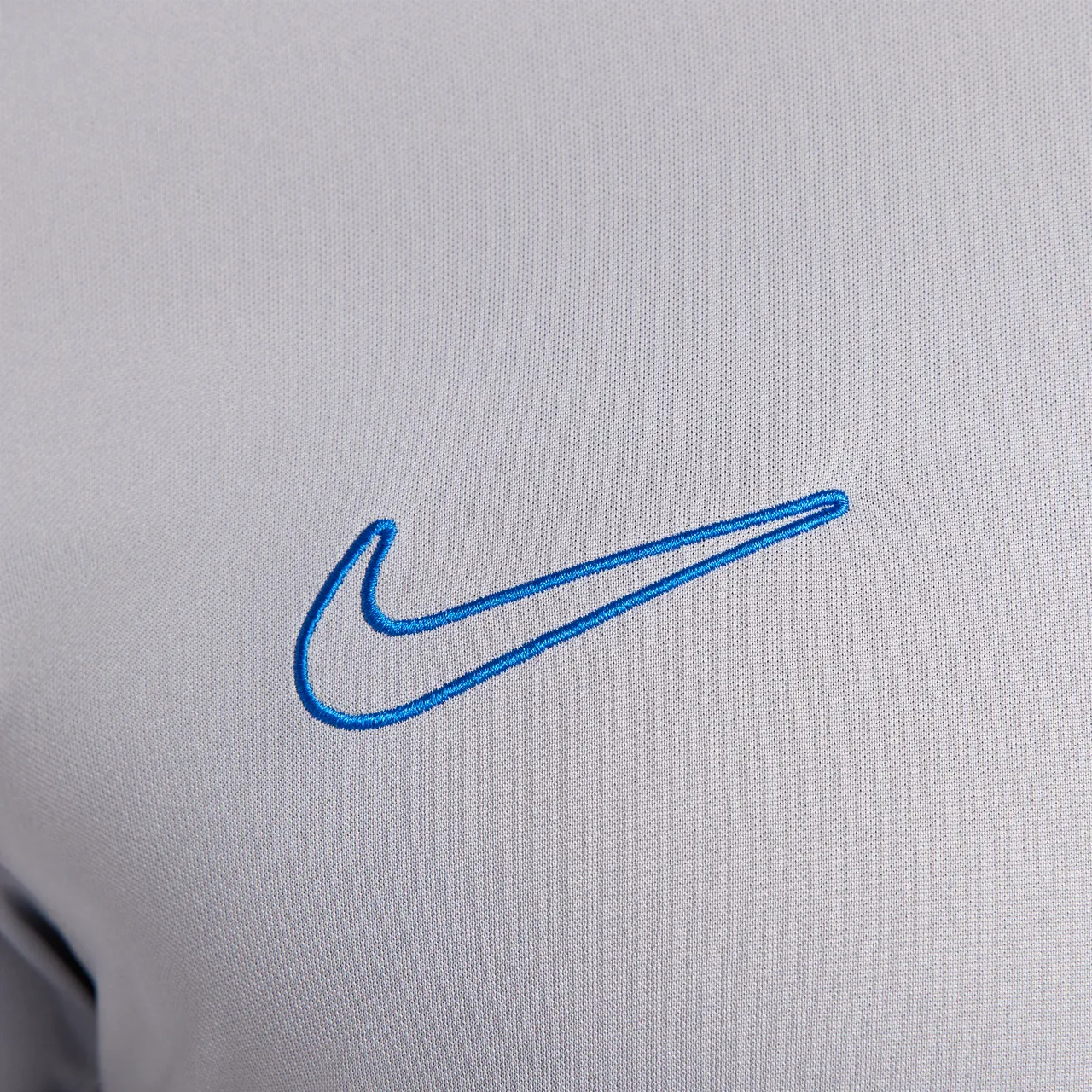 Nike Academy Men's Dri-FIT Short-Sleeve Football Top - Grey - Polyester