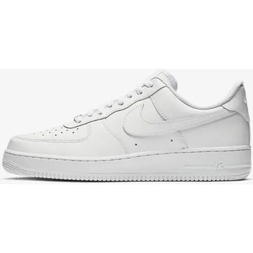 Nike  Air Force 1 LE  boys's Children's Shoes (Trainers) in White