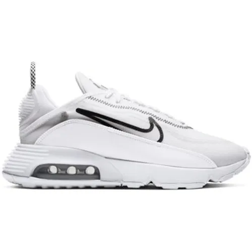 Nike  Air Max 2090  women's Shoes (Trainers) in White