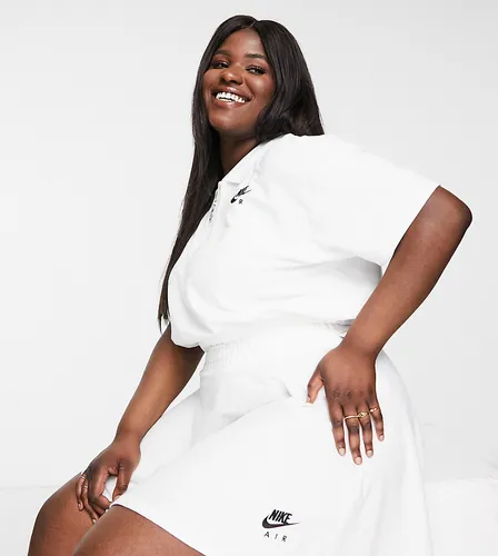 Nike Air Plus pique skirt in white