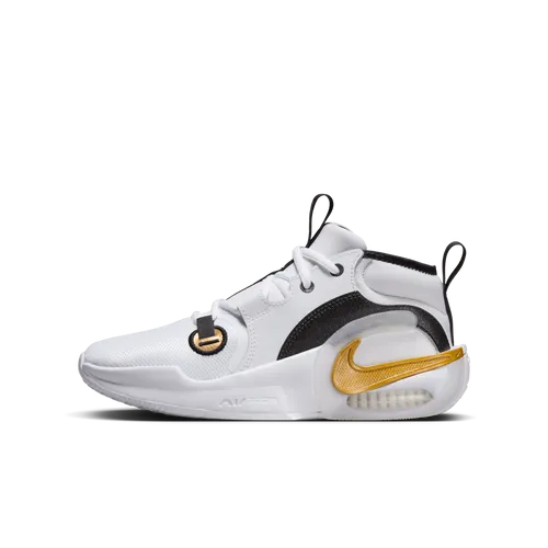 Nike Air Zoom Crossover 2 Older Kids' Basketball Shoes - White
