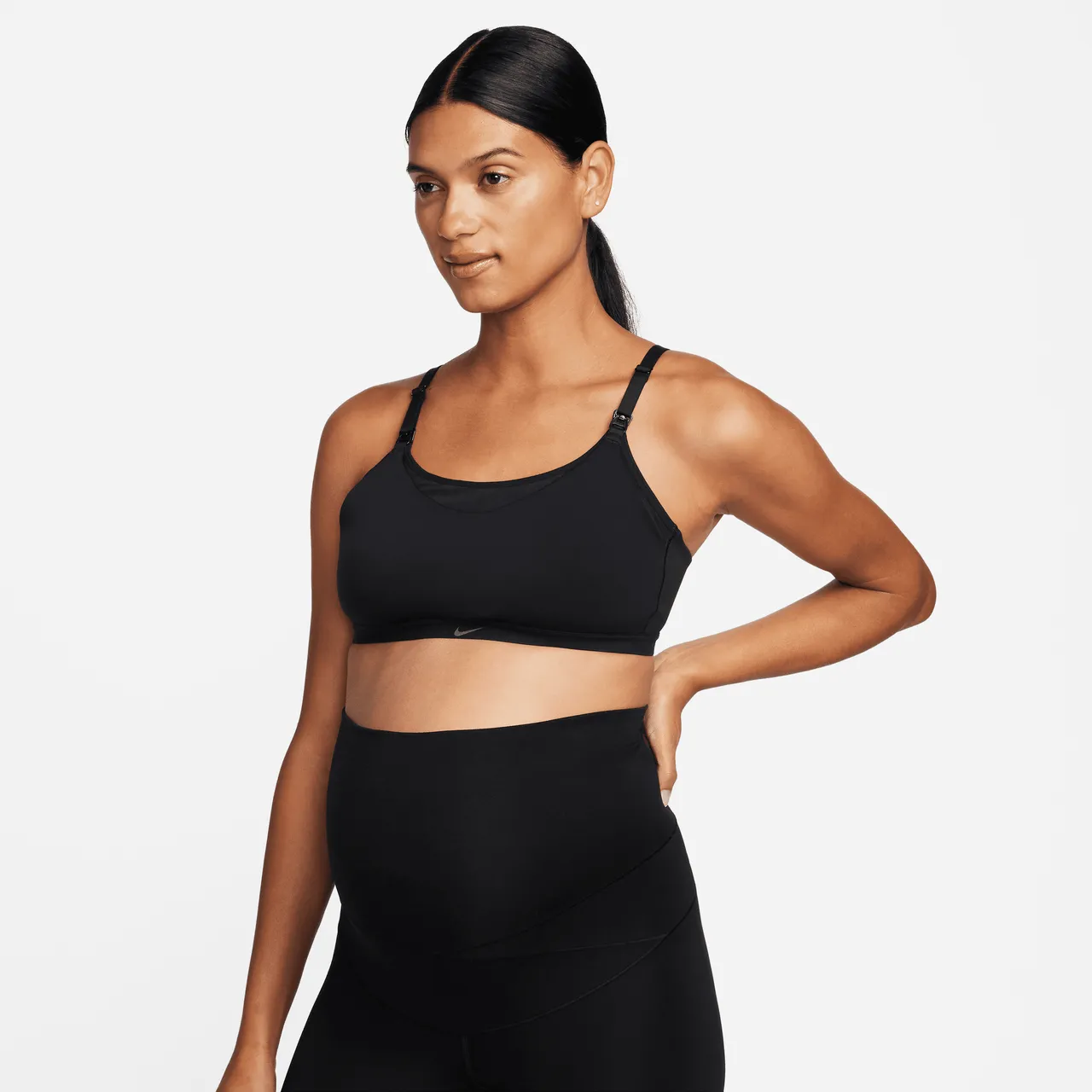 Nike Alate (M) Women's Light-Support Lightly Lined Nursing Sports Bra (Maternity) - Black - Polyester