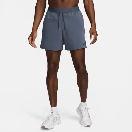 Nike APS Men's Dri-FIT 15cm (approx.) Versatile Shorts - Blue - Polyester