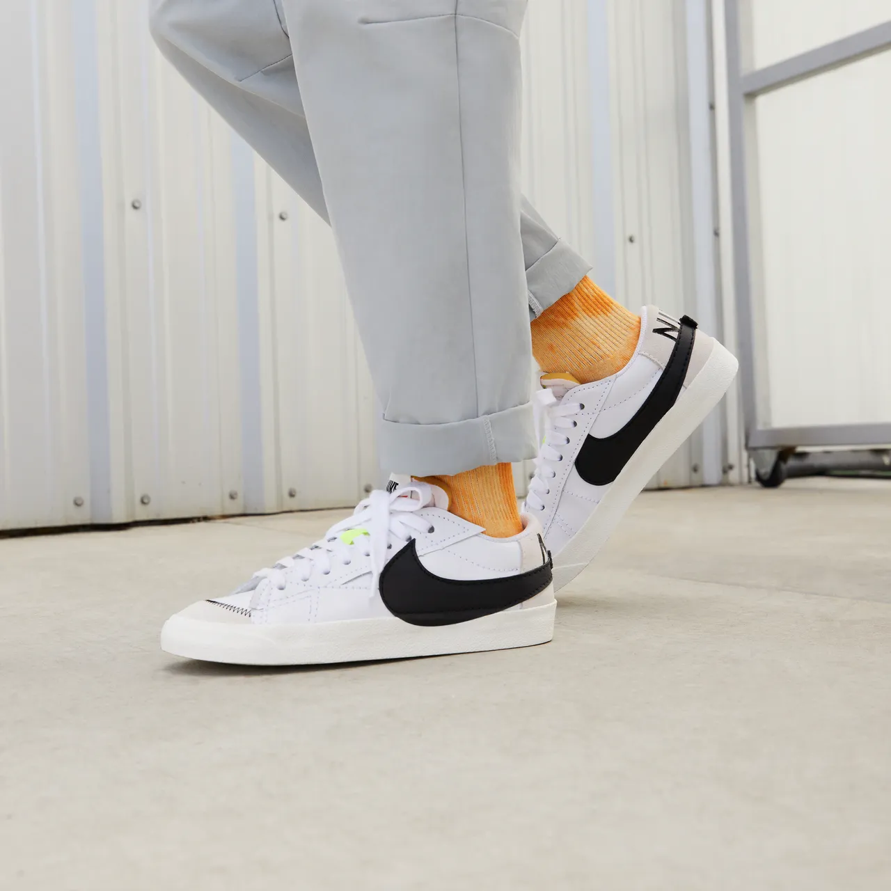 Nike Blazer Low '77 Jumbo Men's Shoes - White