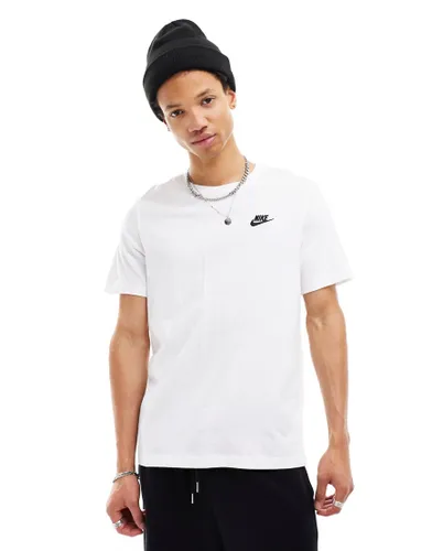 Nike Club t-shirt in white