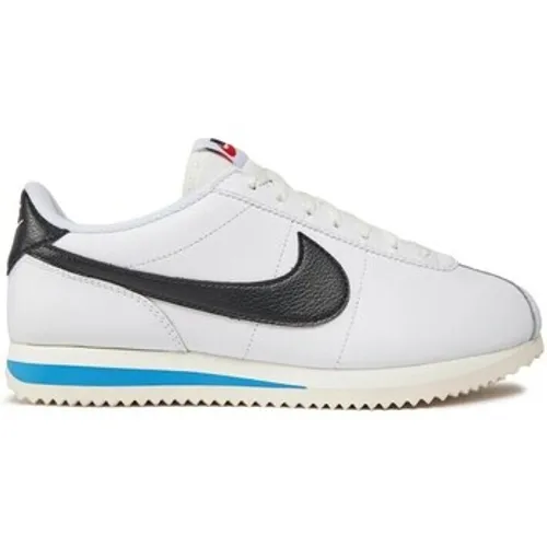 Nike  Cortez  men's Shoes (Trainers) in White