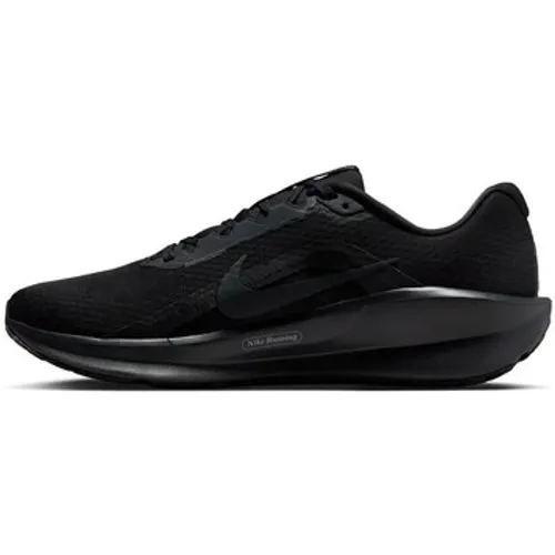 Nike  Downshifter 13  men's Running Trainers in Black