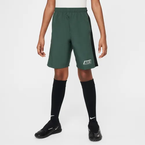 Nike Dri-FIT Academy23 Older Kids' Football Shorts - Green - Polyester