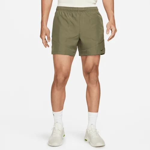 Nike Dri-FIT ADV APS Men's 15cm (approx.) Unlined Versatile Shorts - Green - Polyester